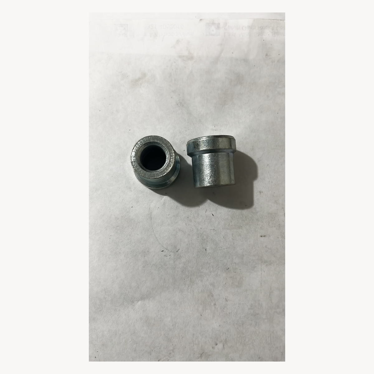 Threaded steel bush set